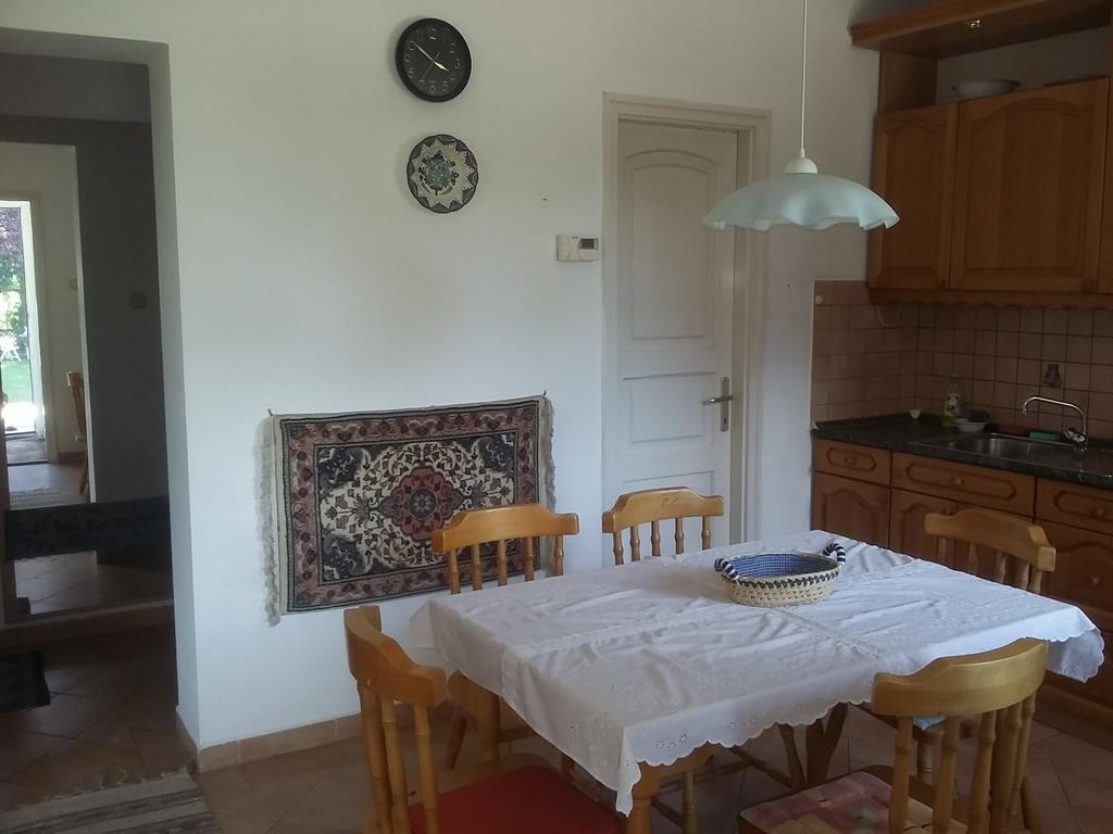 GESZTENYÉS Vendégház Harkány Exterior foto